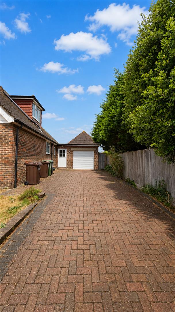 Pages Avenue, Cooden, Bexhill-On-Sea